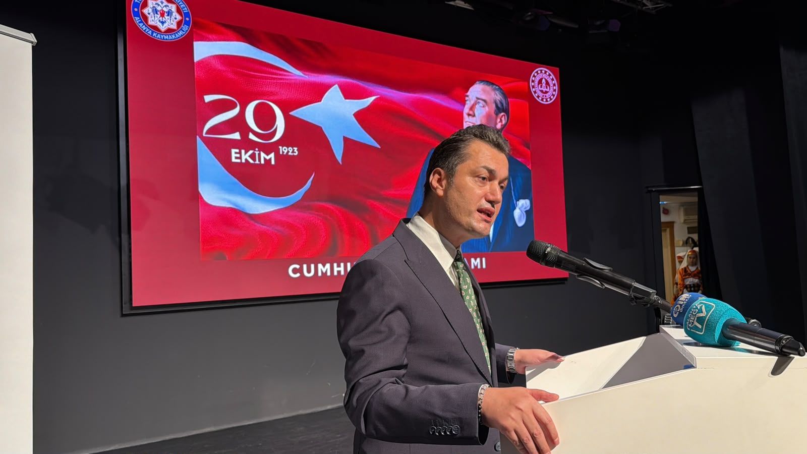 Alanya’da Cumhuriyet’in 103’Üncü Yıl Dönümü Törenle Kutlandı (1)