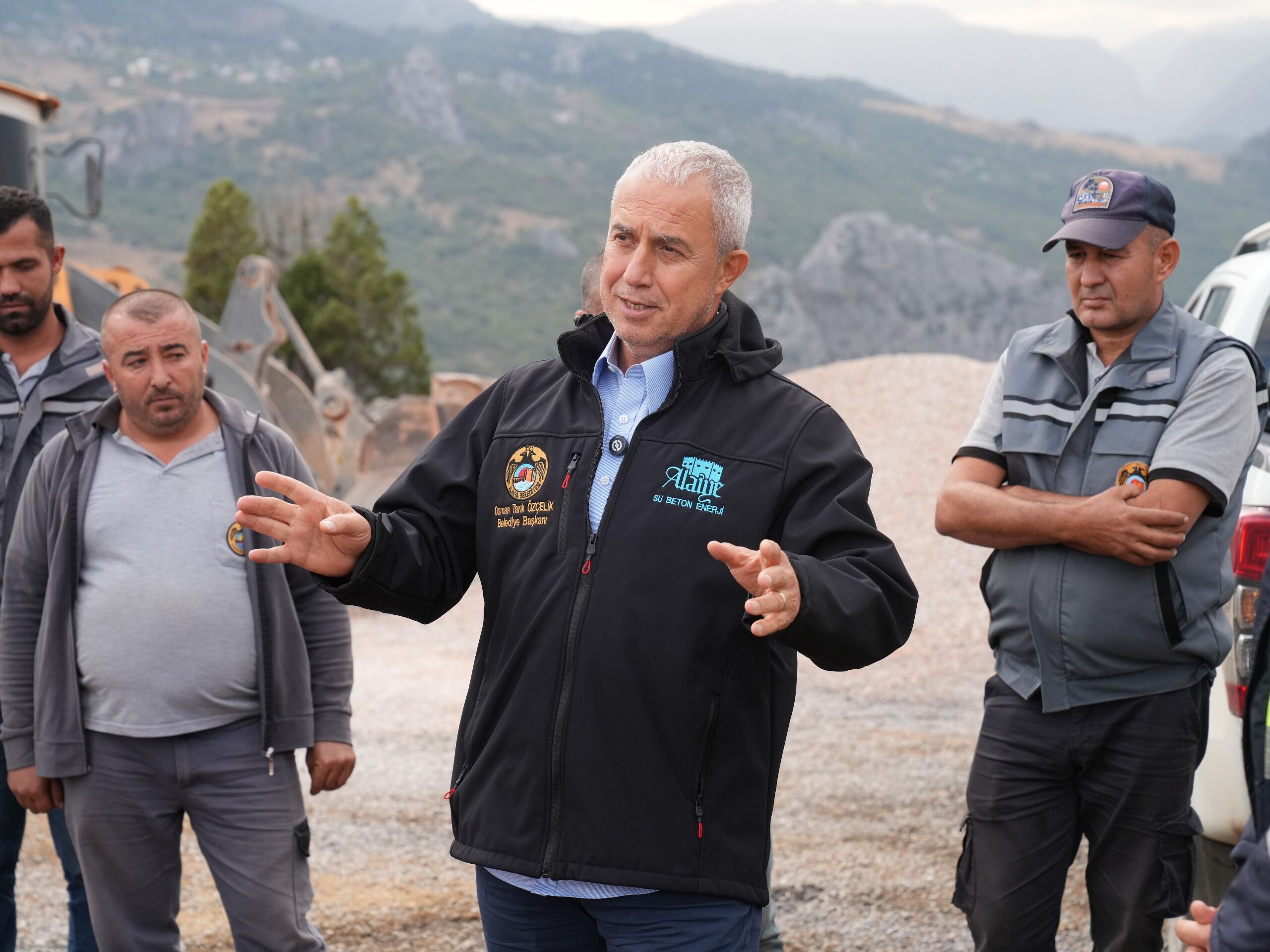 Alanya’nın Kırsalında Dev Yol Hamlesi! 5 Mahalleyi Kapsıyor (2)