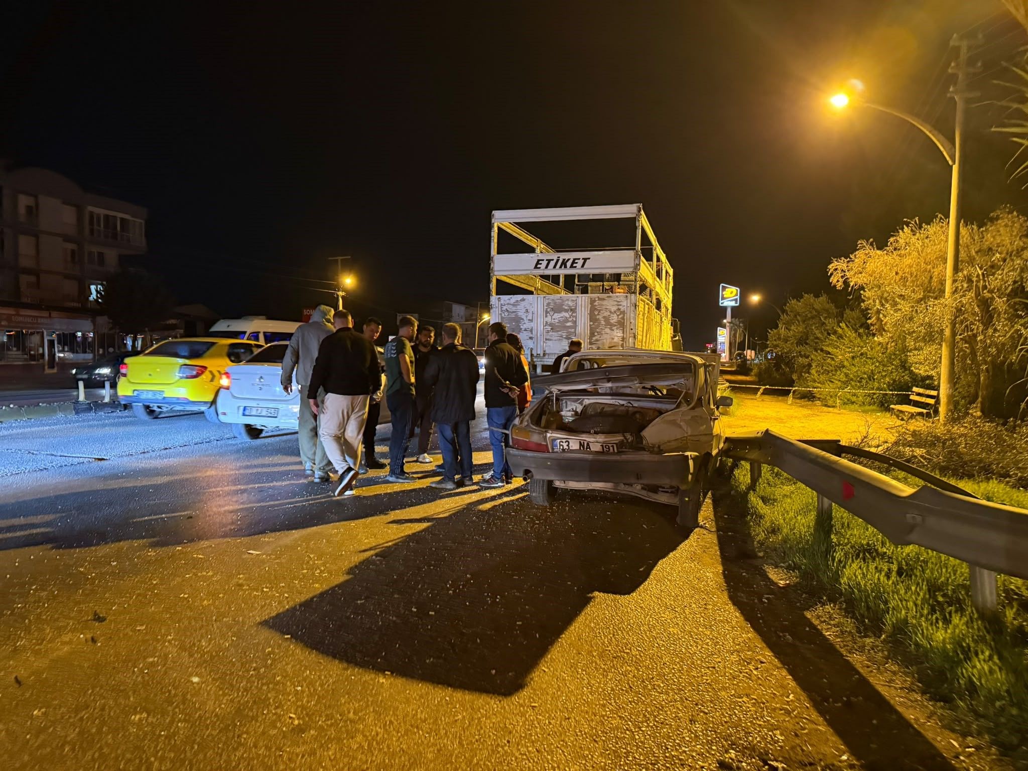 Antalya Alanya Yolunda Araçta Sıkıştılar (2)