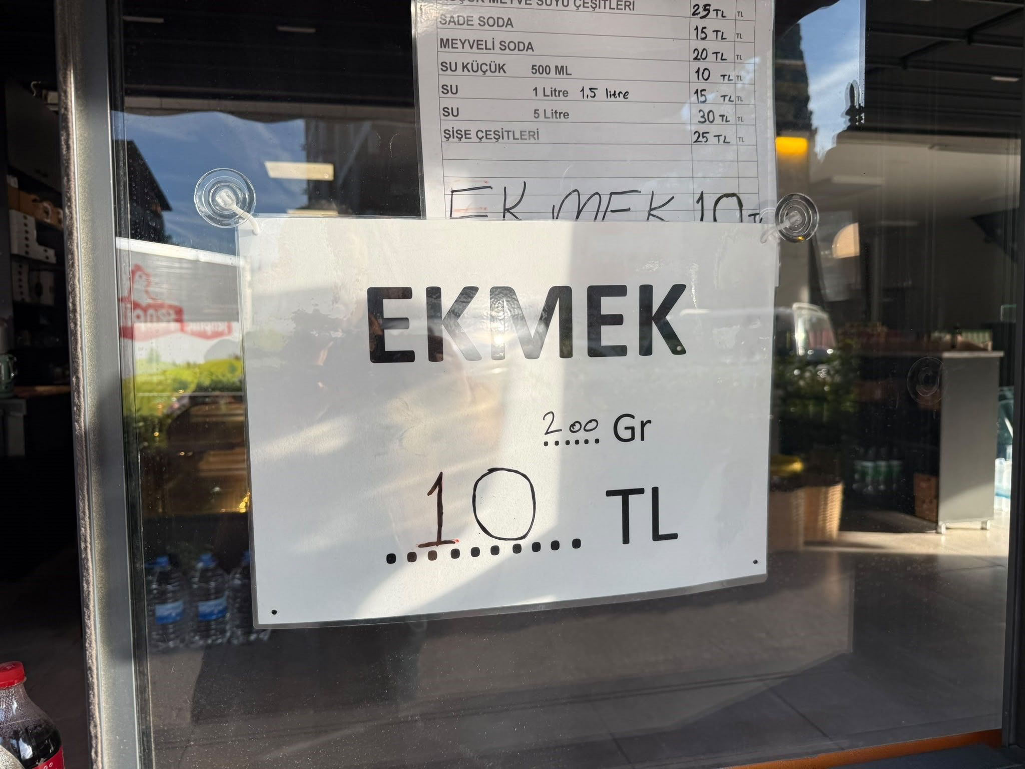 Antalya'da O Fırın Ekmeği 10 Tl'ye Düşürdü! (3)