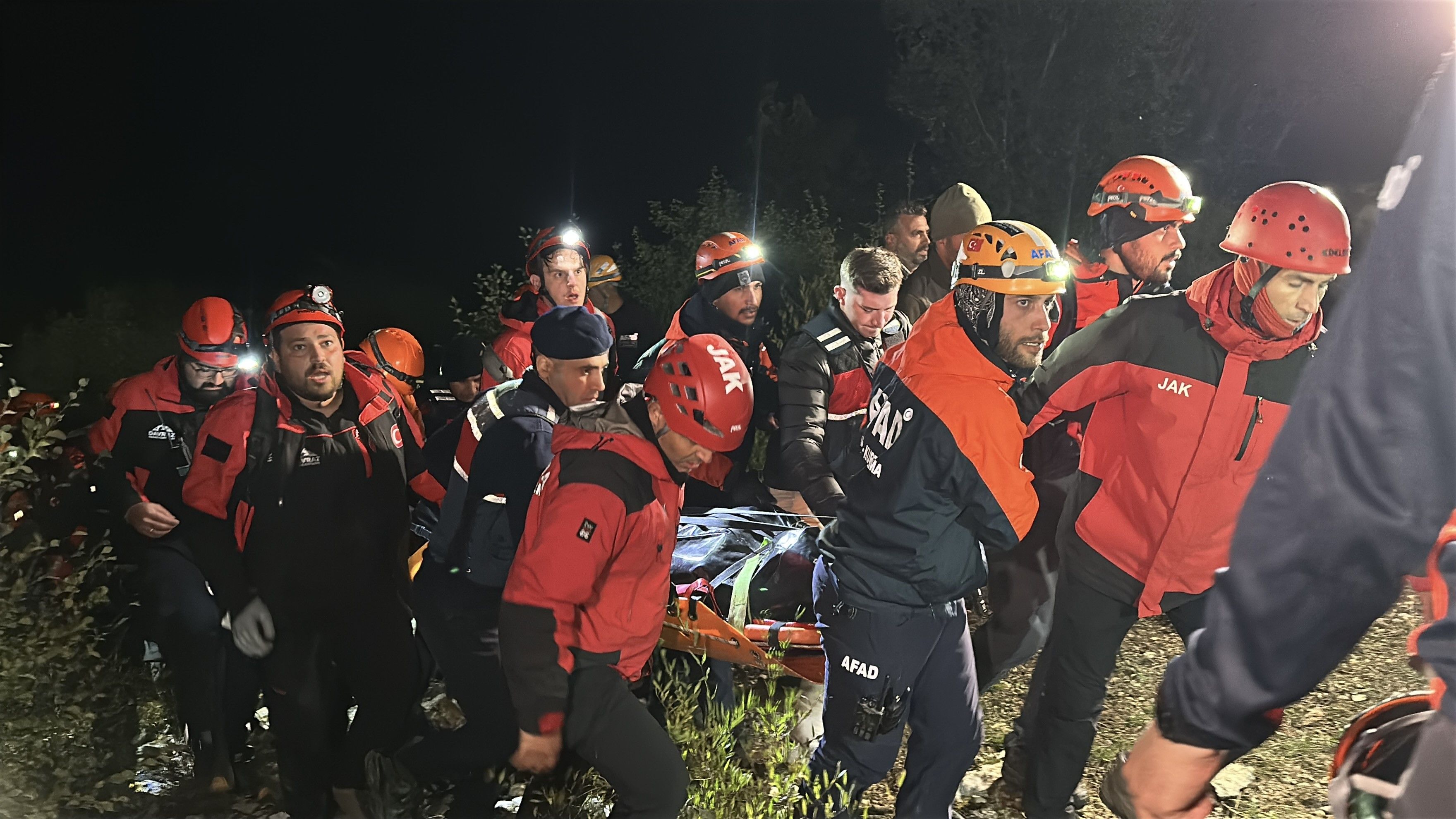 Antalya'dan Ekip Gitti! Isparta Yazılı Kanyon’dan Acılı Haber (3)