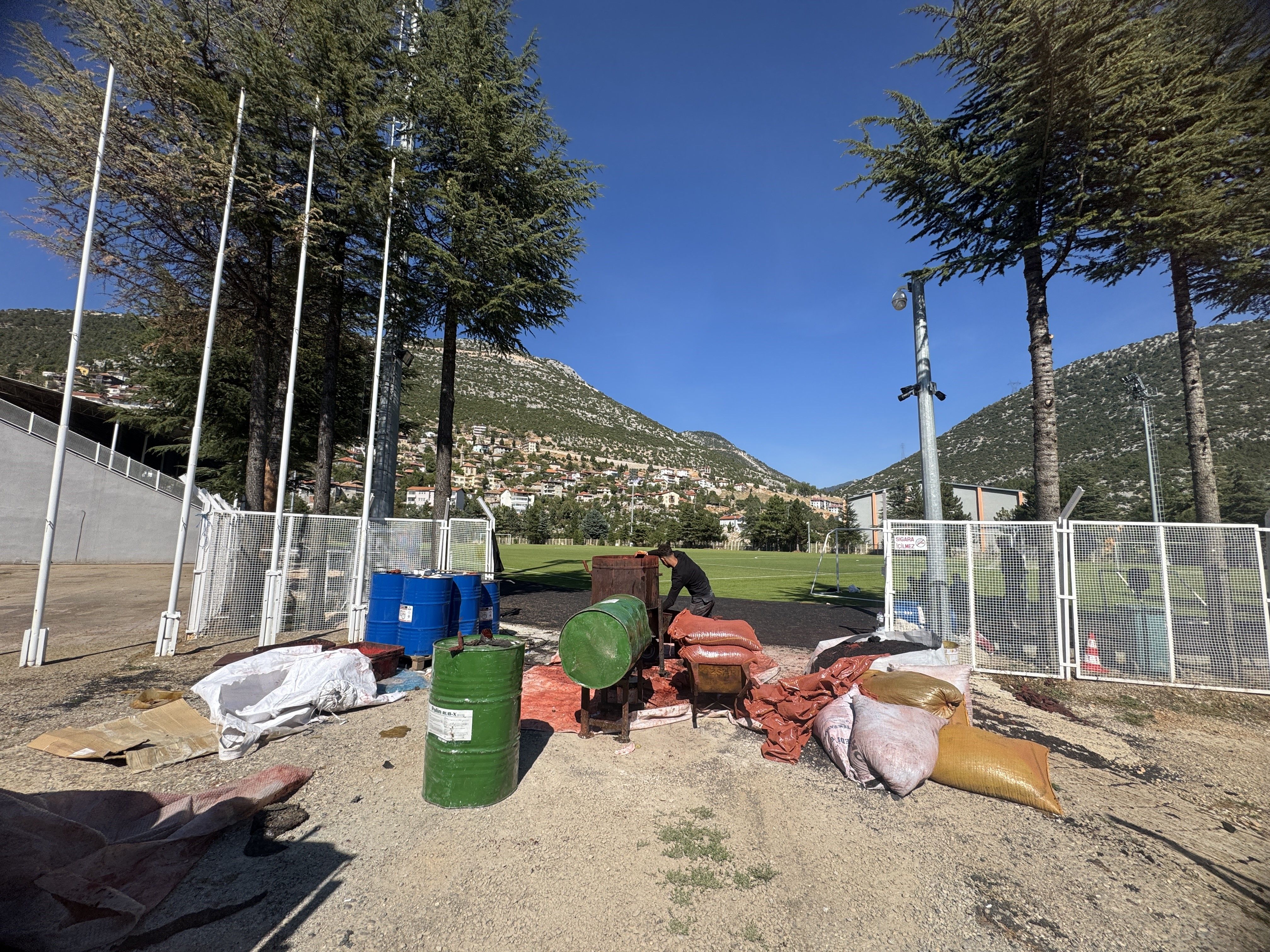 Antalya'nın O Ilçesine Ilk Tartan Pist Yapılıyor (5)