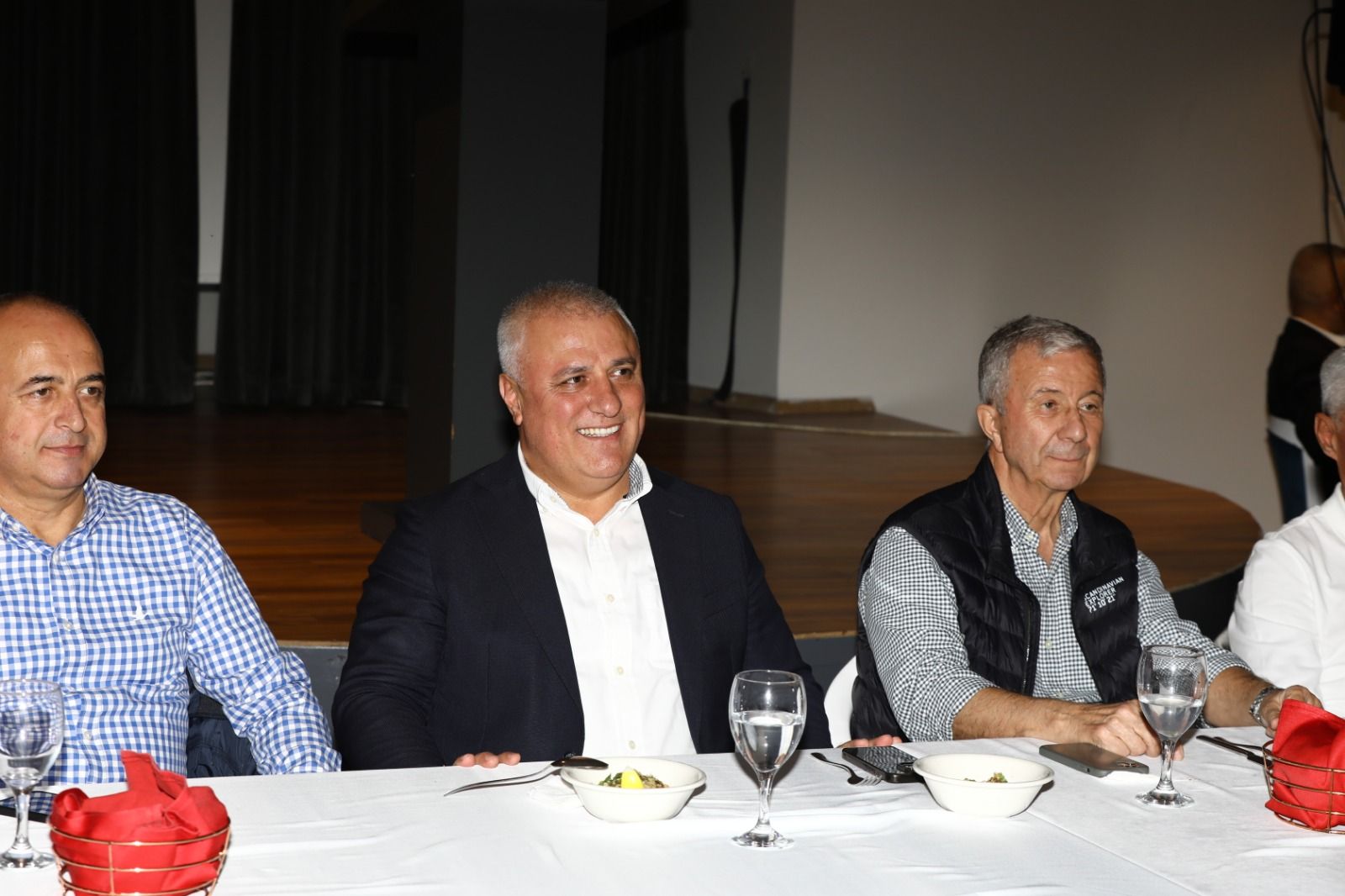 Eray Erdem Alanya'ya Mesaj Verdi 'Alanya’ya Hizmetimiz Sürecek' (7)