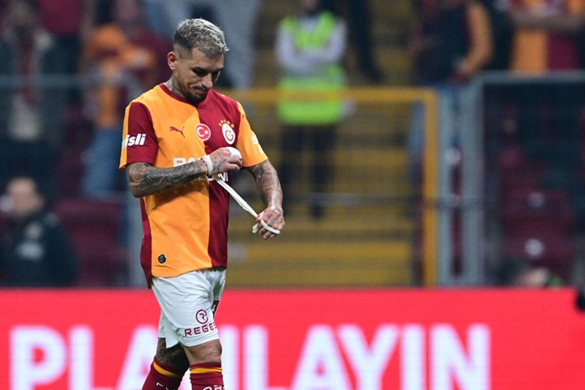 Kasımpaşa maçında direkt kırmızı kart gören Torreira tehlikeyle karşı karşıya!