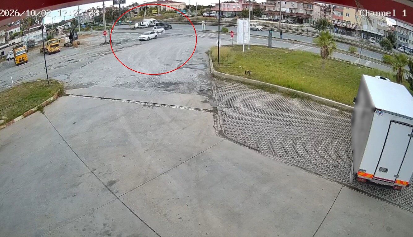 Manavgat Antalya D 400 Karayolu’nda Havada Taklalar Attı (3)