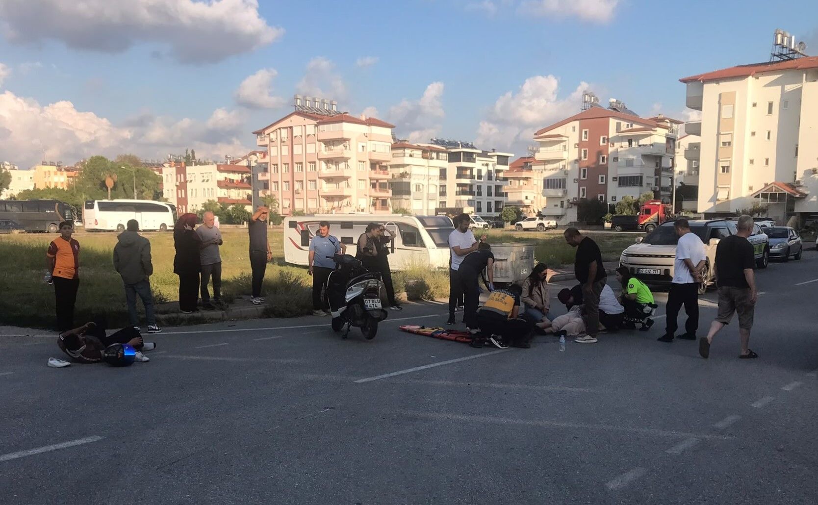 Motosikletlilerin Çarpıştığı Kazada 3 Yaralı (1)