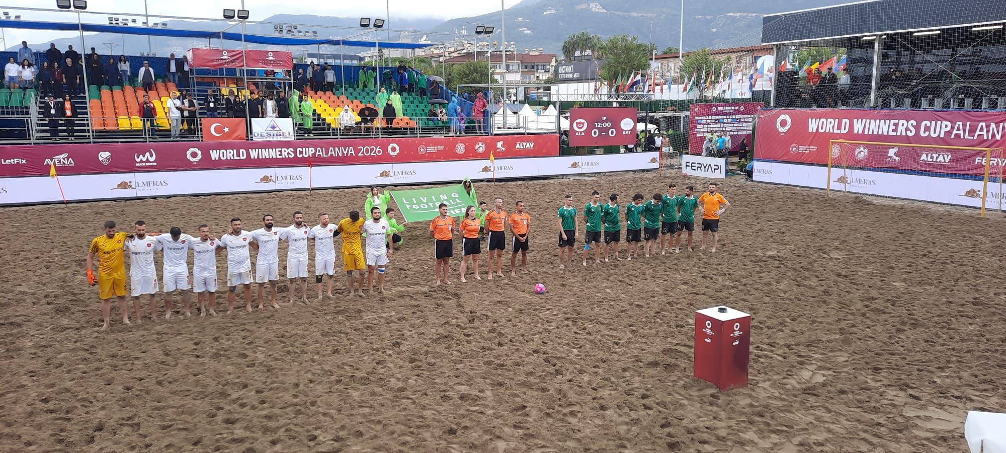 Plaj futbolunda Alanya fırtınası