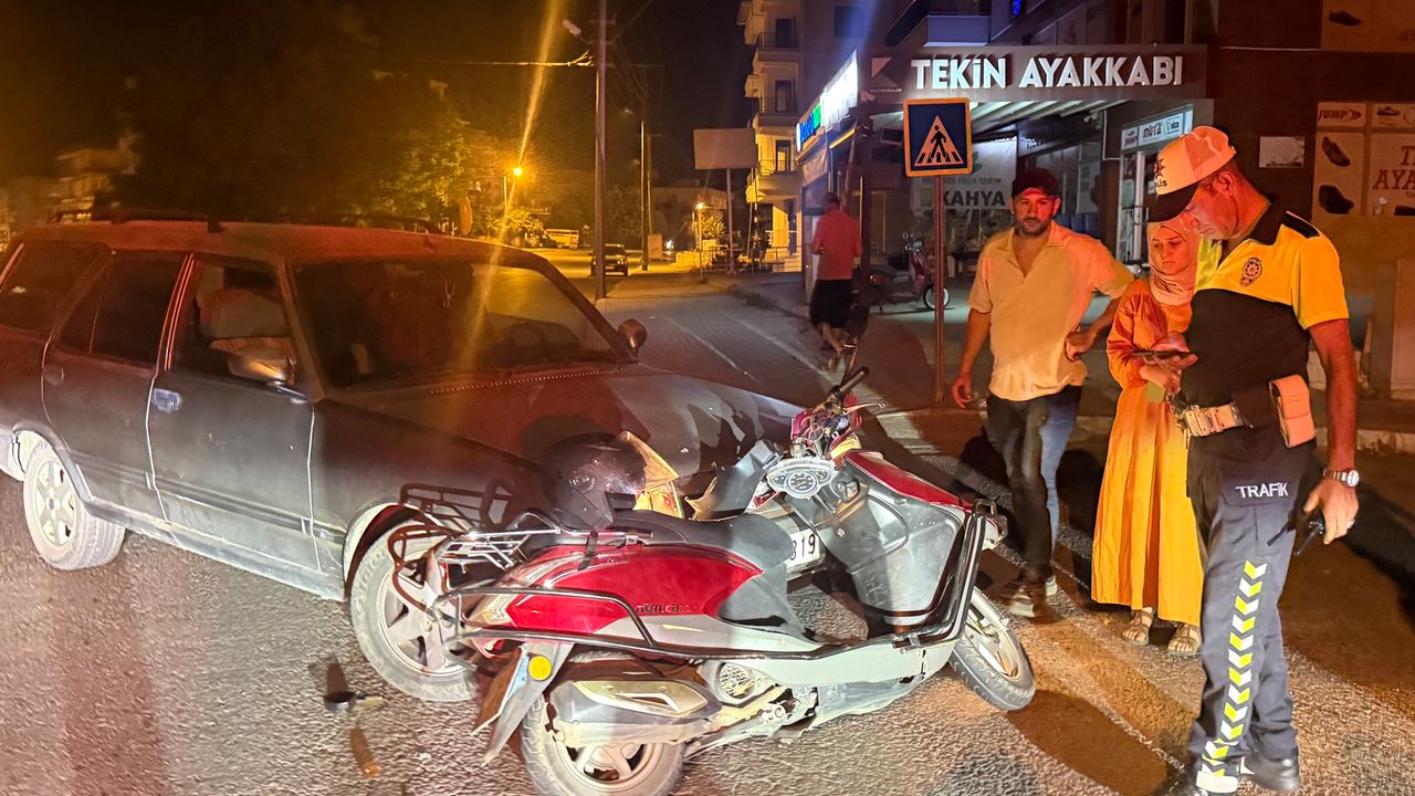 Gazipaşa'da gece saatlerinde trafik kazası: 1 kişi yaralı durumda