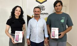 Alanya'da başarılı YKS öğrencilerine tablet