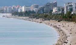 Sahiller yine dolup taşacak! Antalya'da havlusunu alan koşuyor