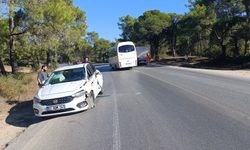 Antalya'da aşırı hız kazayı da getirdi: 2 yaralı