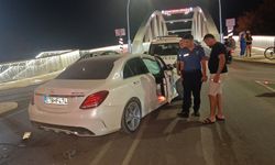 Kuralsızlar Antalya'da trafiği birbirine kattı