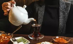 Çay tiryakilerine müjde! Bu faydasını daha önce duymadınız