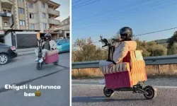 Trafikte görülmemiş olay: Scooterı öyle bir hale getirdi ki...