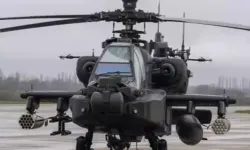 Sarhoş askerler helikopterde uygunsuz halde yakalandı