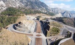 Konya ve Antalya'yı bağlayan yola dikkat! Uyarı geldi