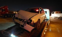 Manavgat'ta iki aracın karıştığı kazada 1 kişi yaralandı