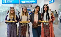Antalya Havalimanı yeni yüzüyle ilk yolcularını karşıladı