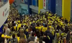 Fenerbahçe'de ortalık karıştı: Taraftarlar yine aynısını yaptı