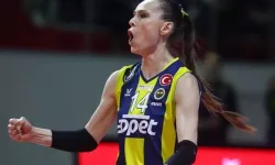 Yıldız voleybolcu Eda Erdem voleybolu bıraktı