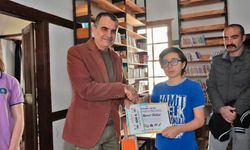 Alanya'da kitap kurtları ödüllendirildi