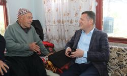 Alanya Kaymakamı Fatih Ürkmezer vatandaşları dinledi