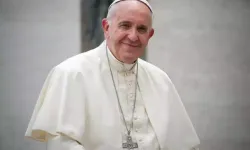 Katoliklerin lideri Papa Francis hayatını kaybetti