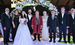 Antalya'da bu düğün yıldızlar geçidine döndü