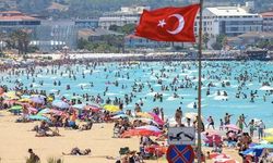 Rakamlar açıklandı: Turist sayısında hafif düşüş var!