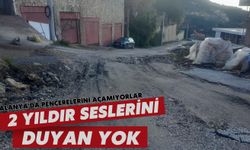 Alanya'da pencerelerini açamıyorlar: 2 yıldır seslerini duyan yok!