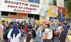 Antalya'nın miniklerinde karne sevinci