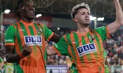 Alanyaspor turuncu forma tercih etti