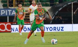 Alanyaspor'da 10 oyuncu eve dönüyor