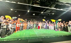 Alanya'da tiyatro dolu final