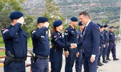 Alanya Kaymakamı, jandarmayı unutmadı