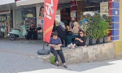Alanya'da onlar içeride, aileleri dışarıda ter döküyor