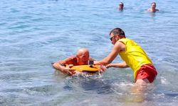 Antalya'da sahilde görürseniz şaşırmayın! Robot cankurtaranlar iş başında
