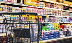 Ünlü markete tarihi geçmiş ürün cezası: Şoka uğradılar