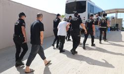 Antalya'da yıllardır aranıyorlardı: Enselendiler
