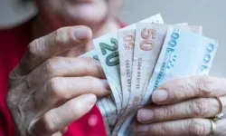 3 bin 552 TL emekli maaşı hesaplara yattı mı?