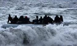 Edirne’de göçmen ailenin botu alabora oldu: 1 çocuk hayatını kaybetti, 2 çocuk kayıp