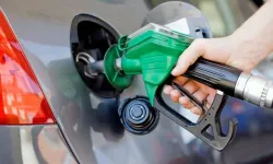 Araç sahipleri bu sabah şok oldu! Benzin ve motorine şok zam