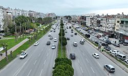 Antalya Büyükşehir Belediyesi kavşaklarda düzenleme yapıyor