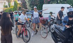 Antalya'da bisikletli çevre temizliği etkinliği