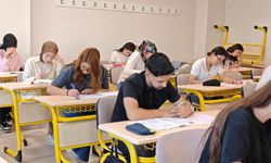 Antalya'da ücretsiz YKS hazırlık kursları sürüyor