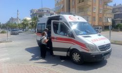 Manavgat'ta otomobiller çarpıştı: Yaralılar var