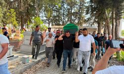 Antalya'da yürek yakan veda! Baba kızının yanına defnedildi