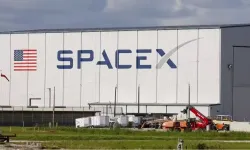 SpaceX halka arzında rekor kırdı: 75 milyar dolar topladı