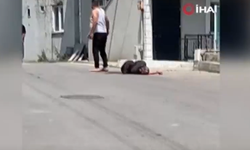 Kocaeli’de sokakta dehşet: Eşini defalarca bıçakladı