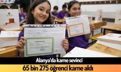 Alanya'da karne sevinci: Öğrenciler yaza merhaba dedi